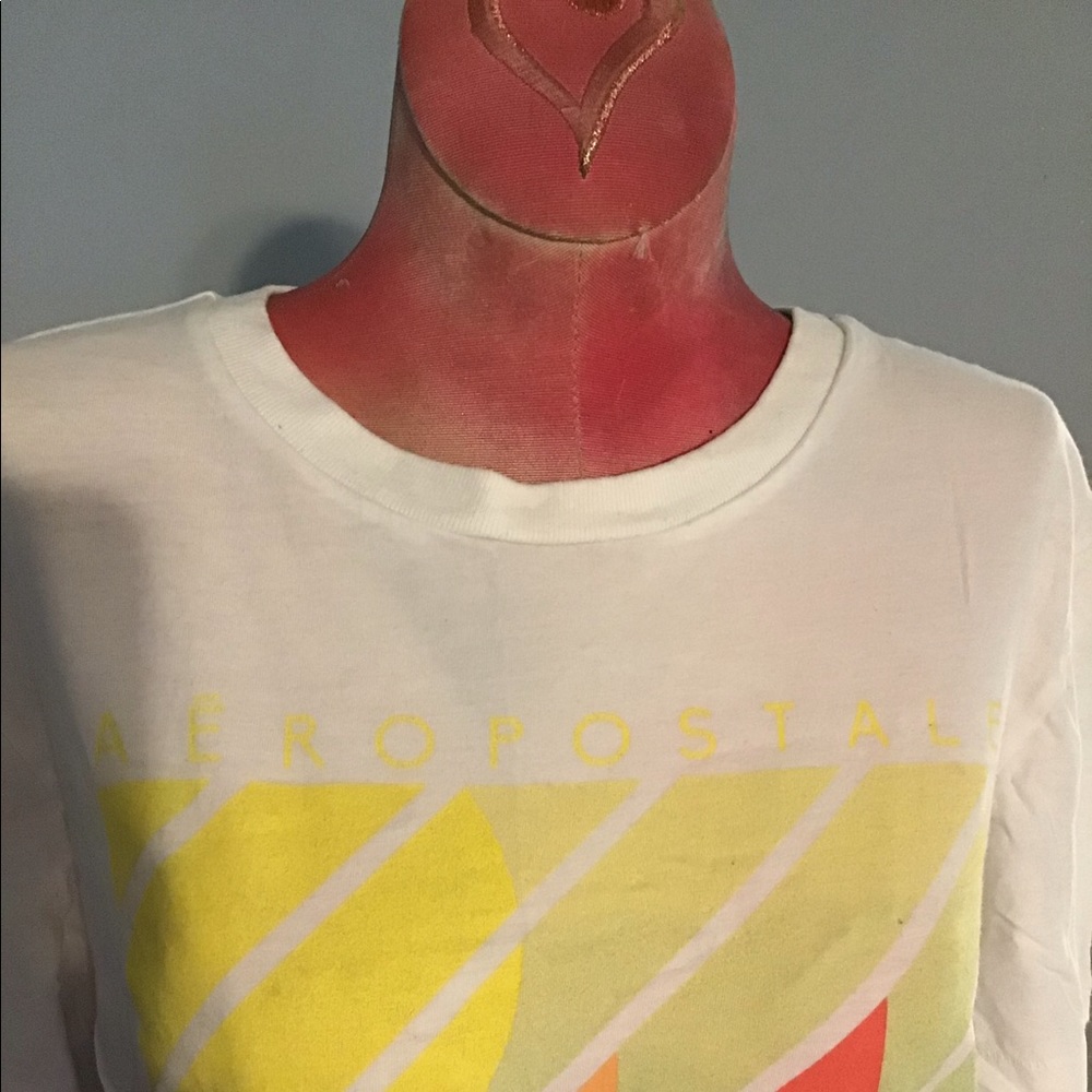 Aeropostale T-shirt - Picture 2 of 4